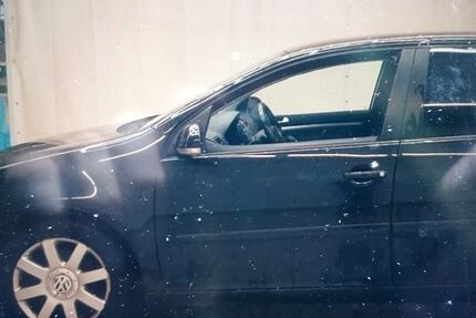 VW Golf 200.000 km 1.700 &euro; friedrichsdorf 61381