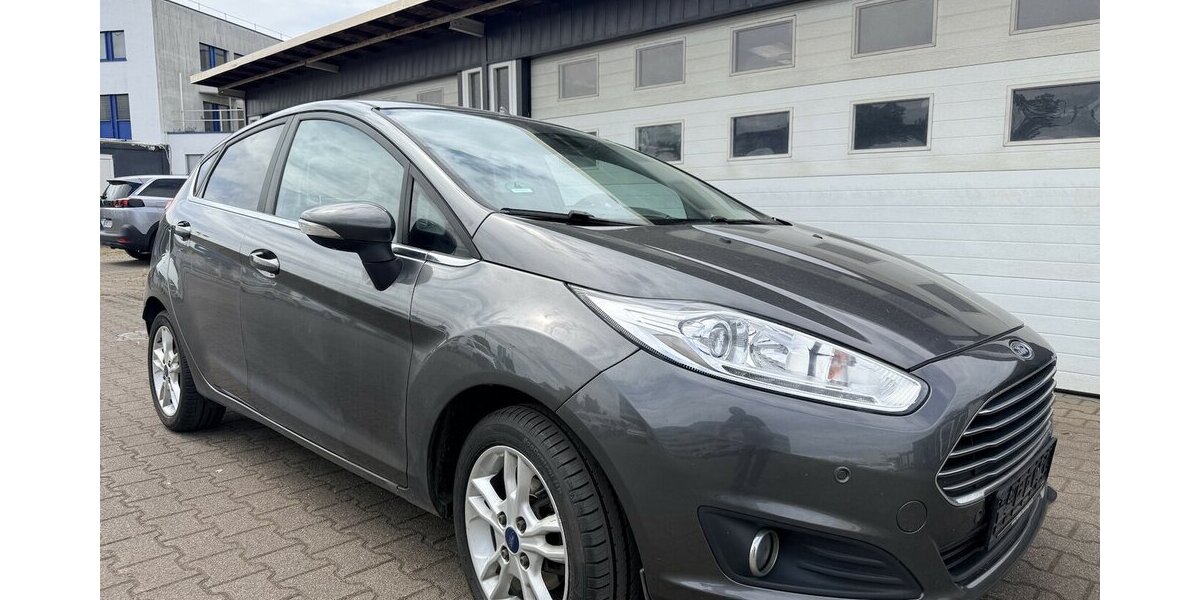 Ford Fiesta 1.5 TDCI Titanium/2Hd 123.000 km 5.990 &euro; Frankfurt 60386
