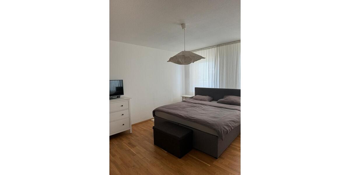Etagenwohnung Hofheim am Taunus - 3.5 Zimmer, 115 m&sup2;, 1.500&euro; | Angebot:26265658