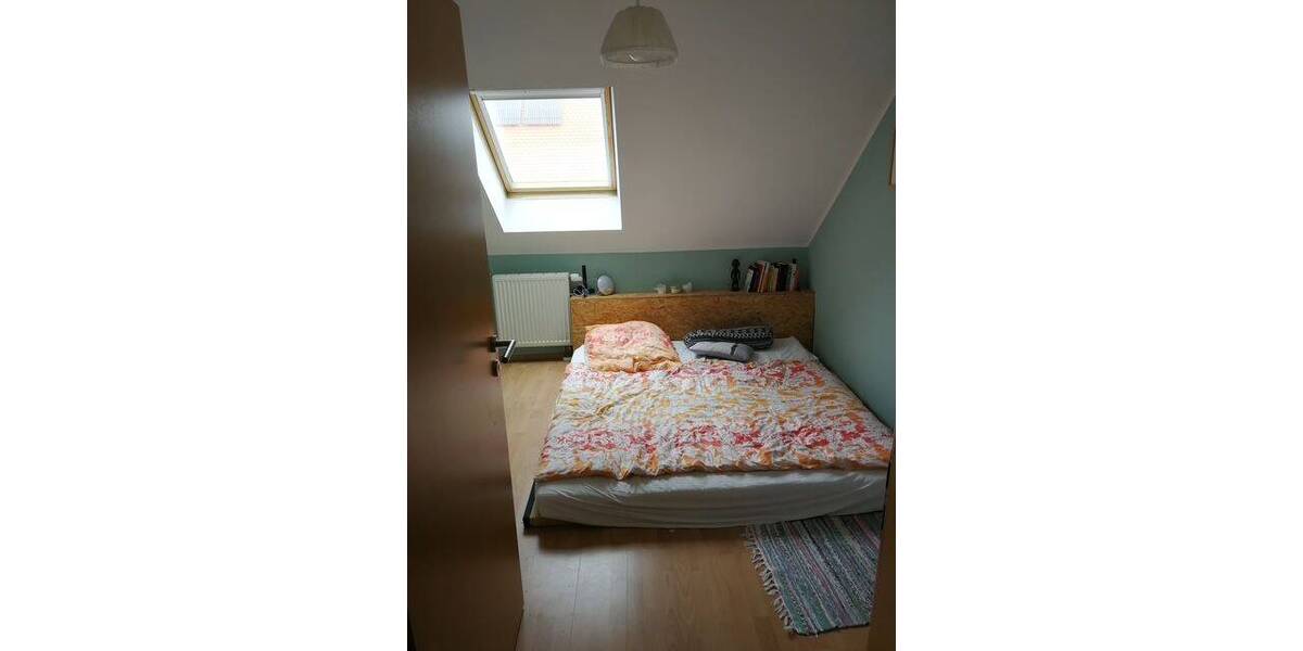 Etagenwohnung Darmstadt Bessungen - 4 Zimmer, 98 m&sup2;, 1.300&euro; | Angebot:26161949