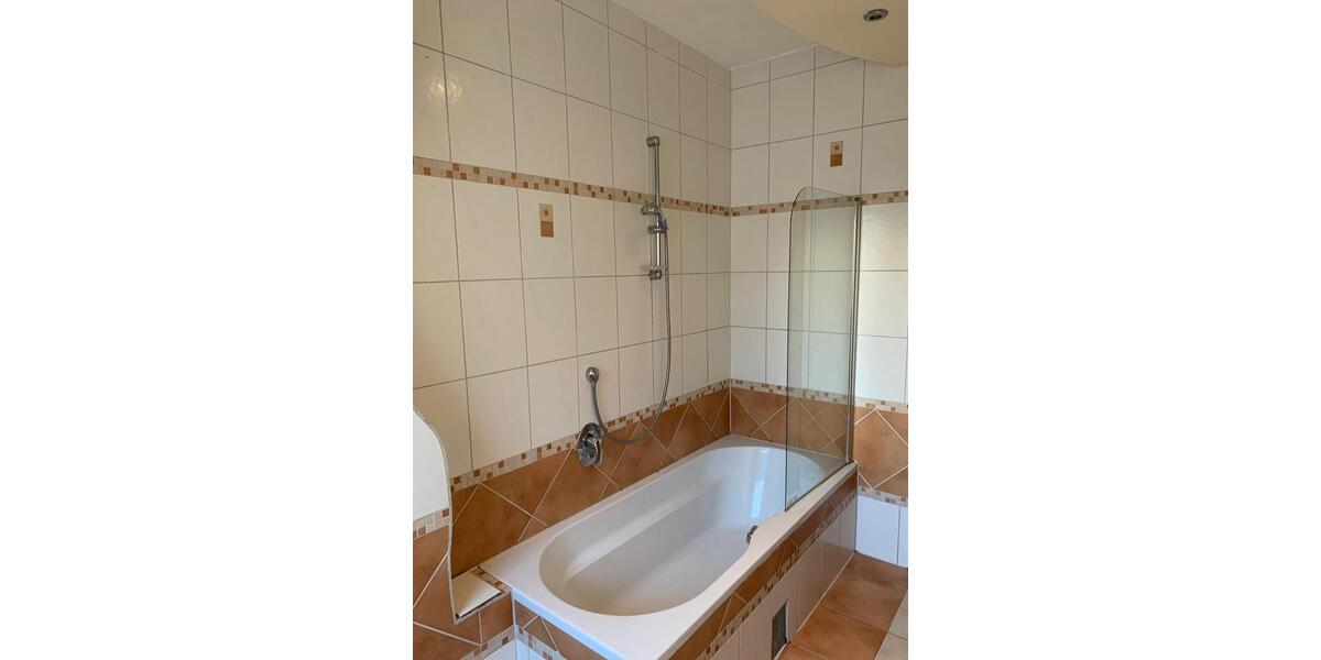 Etagenwohnung Offenbach am Main Bieber - 2 Zimmer, 60 m&sup2;, 1.050&euro; | Angebot:26229766