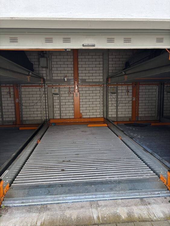 Garage Stellplatz *Triplex Parker* in Neu-Isenburg zu verkaufen zimmer