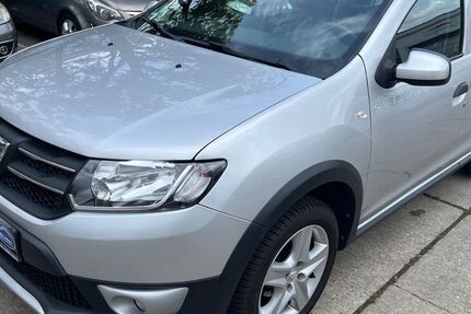 Dacia Sandero 47.000 km 7.990 &euro; Dreieich 63303