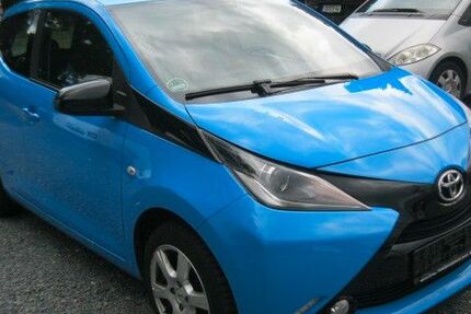 Toyota Aygo (X) 93.515 km 6.700 € Darmstadt 64293