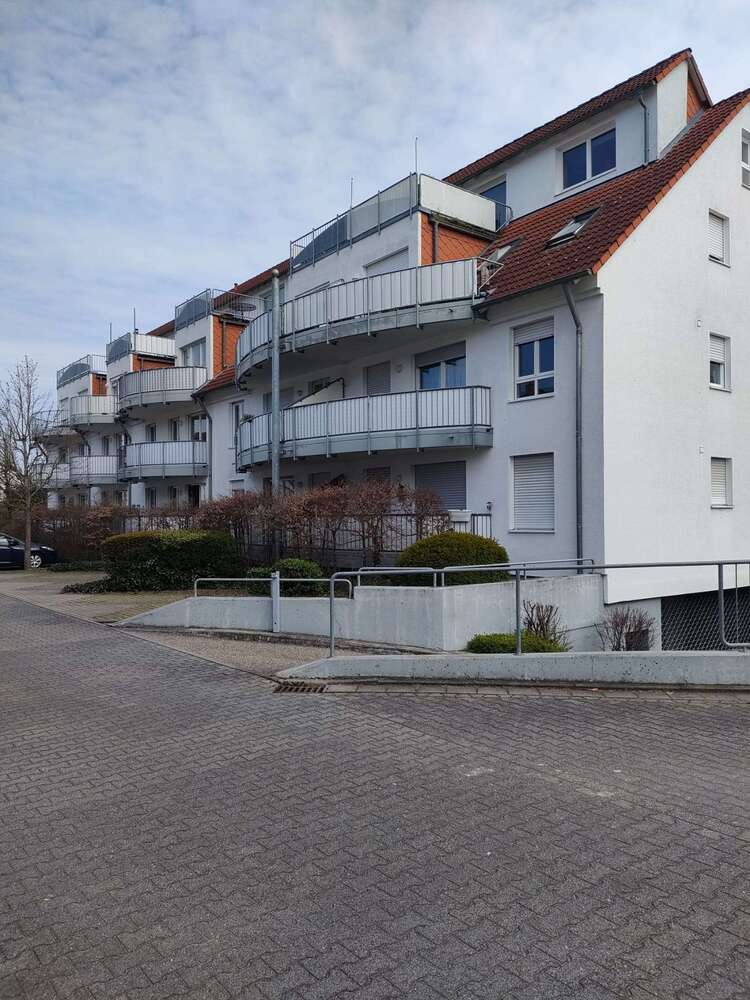 Wohnung zum Kaufen in Rodgau 265.000 € 74.15 m²