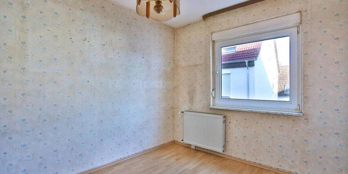 Einfamilienhaus Freigericht Somborn - 8 Zimmer, 130 m&sup2;, 379.000&euro; | Angebot:26857704