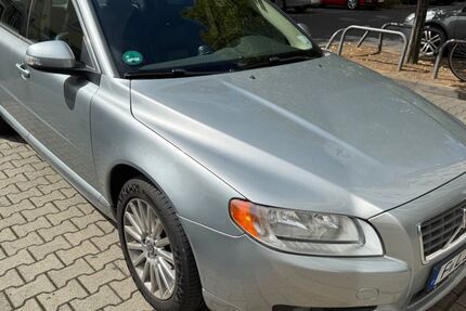 Volvo S80 200.000 km 9.500 € Frankfurt 60594
