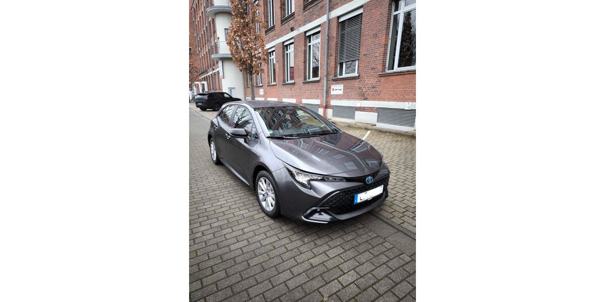 Toyota Corolla 9.500 km 27.490 &euro; Neu-Isenburg 63263
