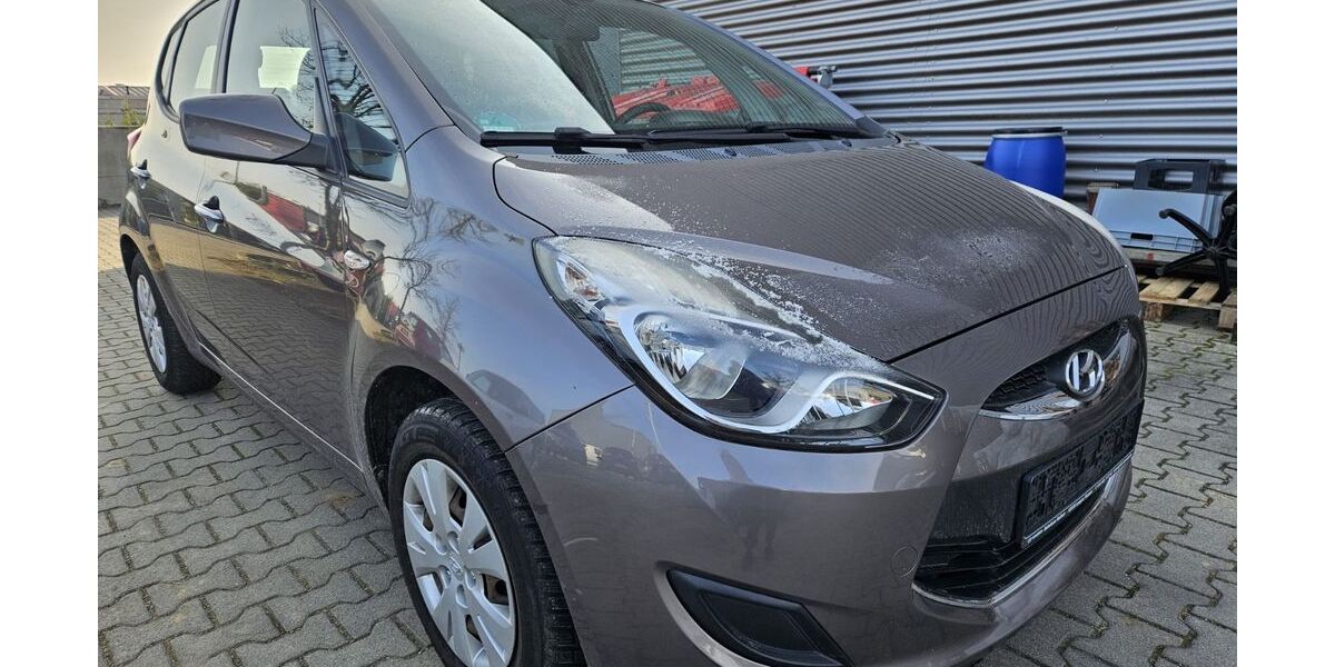 Hyundai ix20 105.000 km 5.450 &euro; Kelkheim 65779