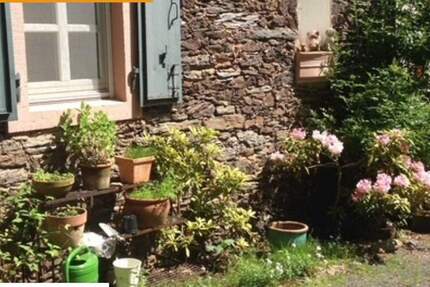 --Charmantes JAGDHAUS-- mit Waldgrundstück und Holzbestand als --Ein Liebhaberobjekt-- 6 zimmer