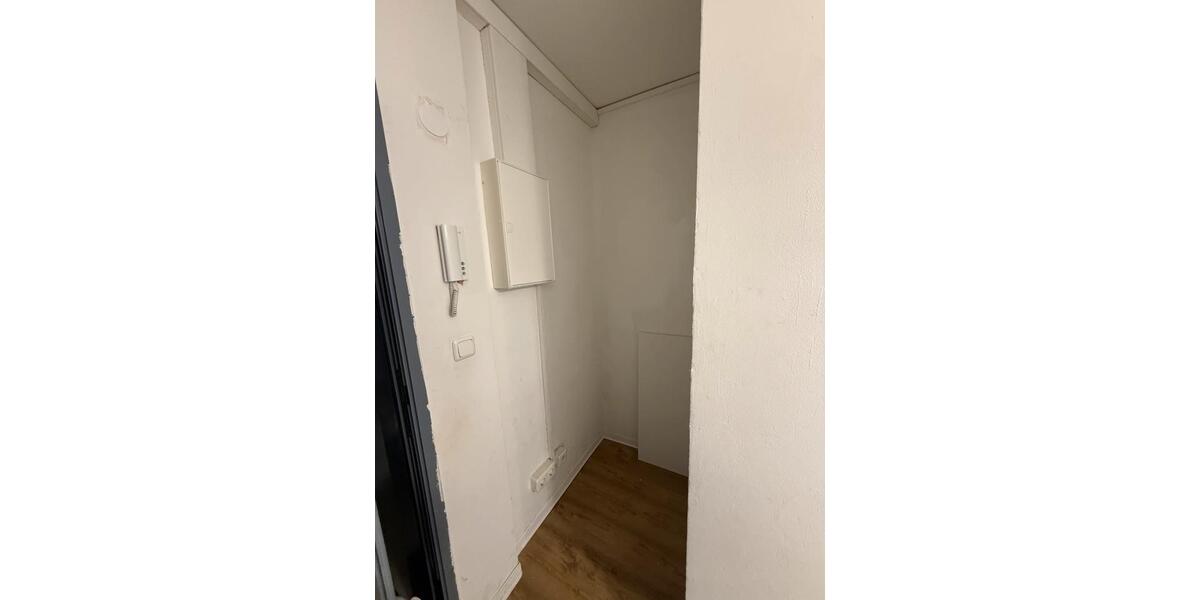 Etagenwohnung Darmstadt Darmstadt-Nord - 3 Zimmer, 81 m&sup2;, 1.300&euro; | Angebot:26268501