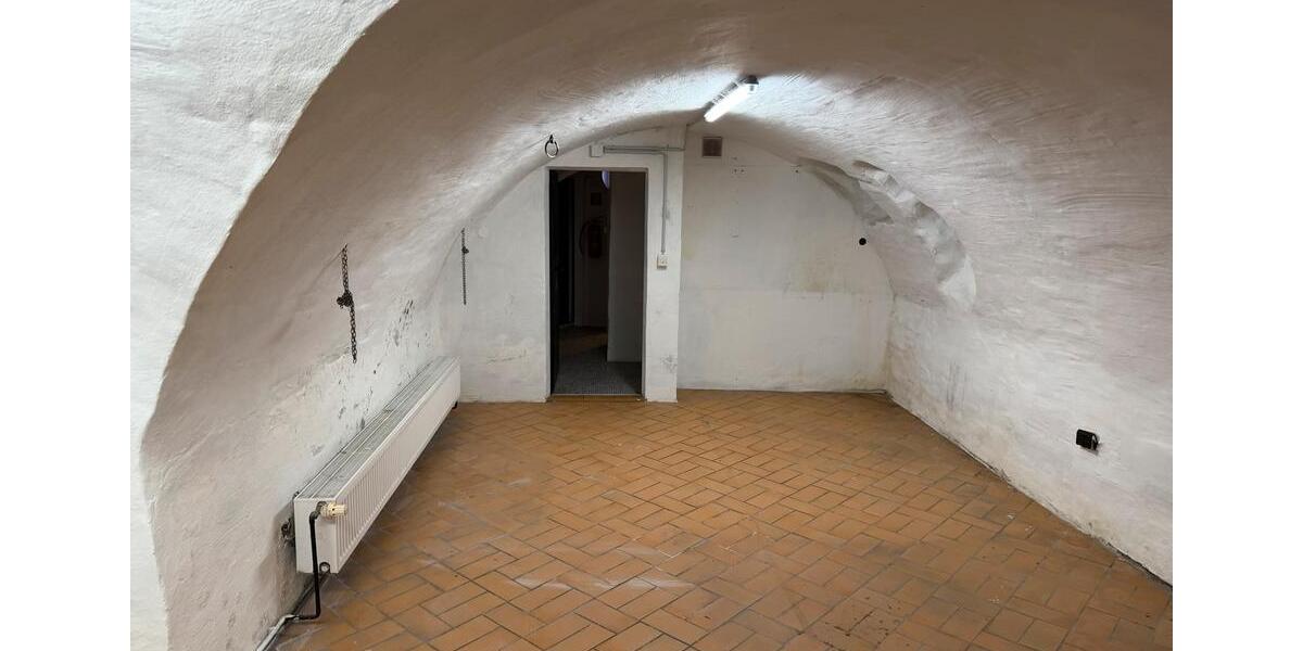 Gewerbeobjekt Steinbach (Taunus) - 400&euro; | Angebot:26623585