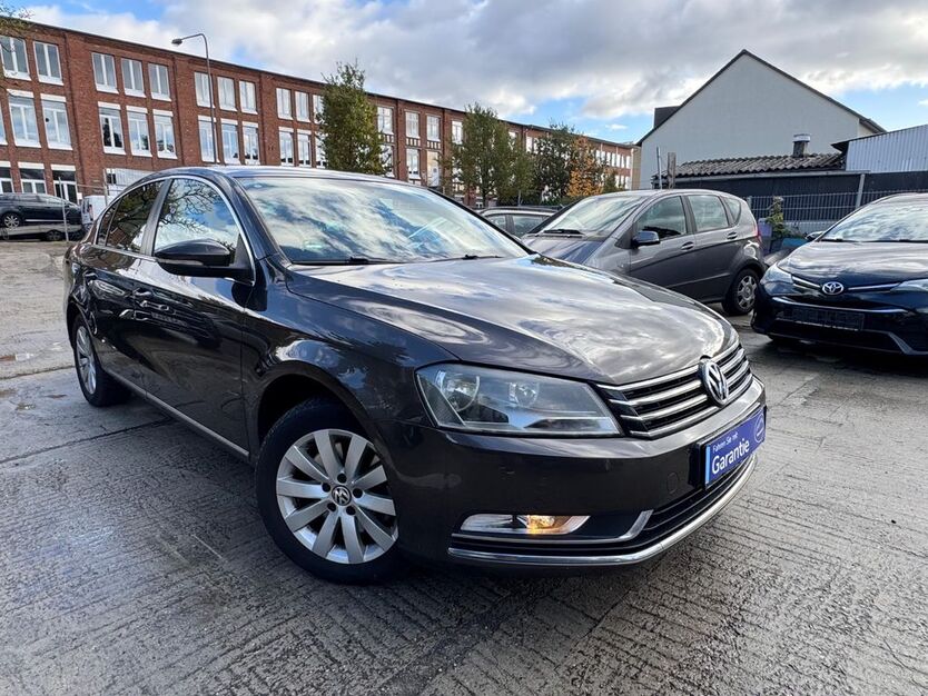 VW Passat 234.000 km 4.699 € Frankfurt am Main 60386