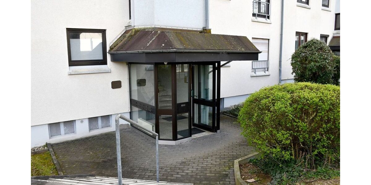 Ansprechende 3-Zimmer-Eigentumswohnung mit Sonnenbalkon und Tiefgaragenstellplatz in Bad Homburg vor der Höhe – Ober-Eschbach - Etagenwohnung Bad Homburg Gonzenheim | Angebot:26336945