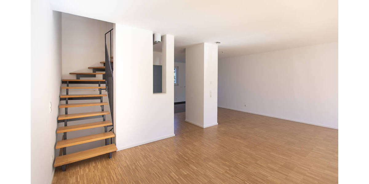 Reihenmittelhaus Bad Homburg Gonzenheim - 6 Zimmer, 169 m&sup2;, 1.065.000&euro; | Angebot:26513280