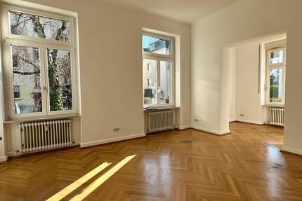 Gewerbeobjekt Frankfurt am Main Innenstadt 2 - 900&euro; | Angebot:26254571