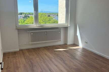 Wohnung Hanau Kesselstadt - 3 Zimmer, 64 m&sup2;, 900&euro; | Angebot:26767151