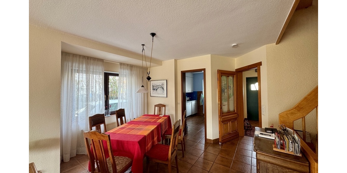 Oberursel - Bommersheim: Doppelhaushälfte mit großzügigem Grundstück! - Doppelhaushälfte Oberursel | Angebot:26279788