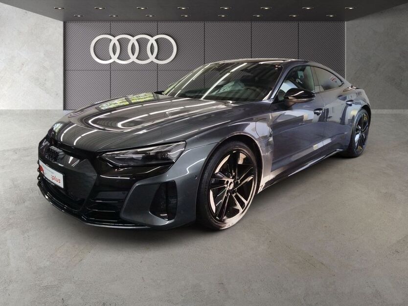 Audi e-tron GT 17.629 km 71.850 € Frankfurt am Main 60314