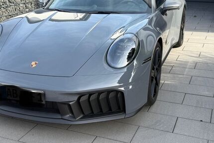 Porsche 992 2.950 km 182.900 € Stockstadt 63811
