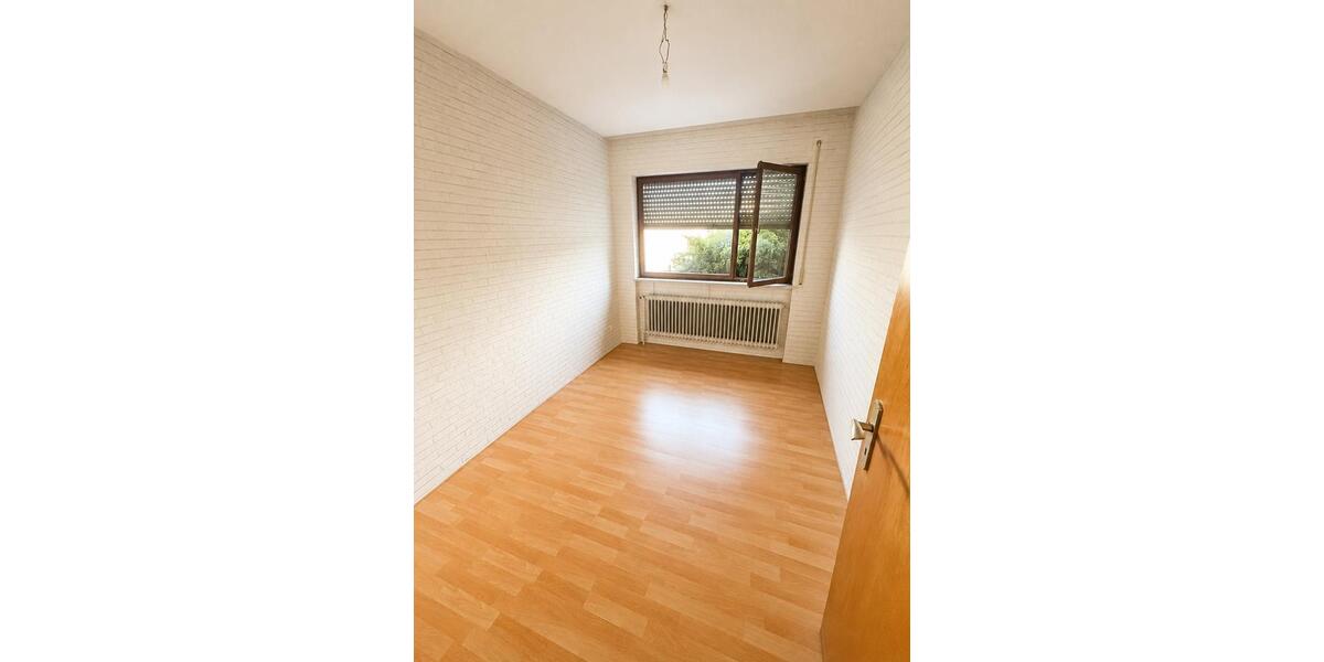 Bungalow Rüsselsheim am Main - 5 Zimmer, 180 m&sup2;, 520.000&euro; | Angebot:26728036