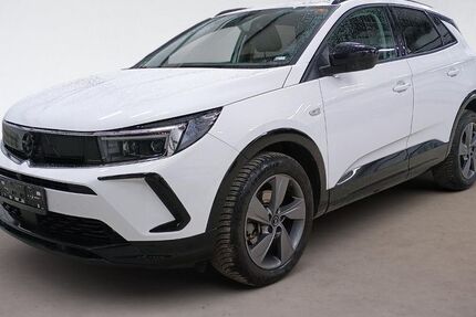 Opel Grandland (X) 39.650 km 24.900 &euro; Rüsselsheim 65428