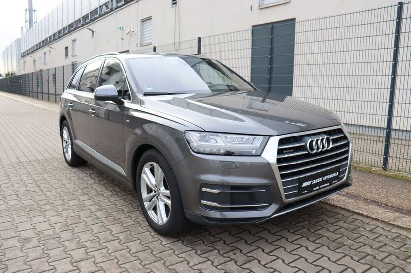 Q7