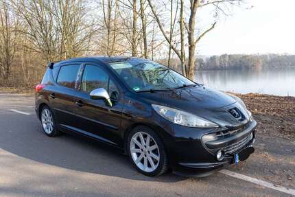 Peugeot 207 166.000 km 3.590 &euro; Mainhausen 63533