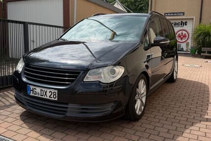 VW Touran 291.542 km 5.300 &euro; Bad Homburg 61352