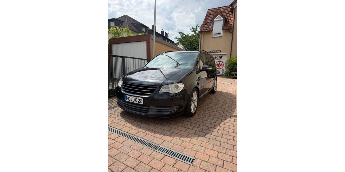 VW Touran 291.542 km 5.300 &euro; Bad Homburg 61352