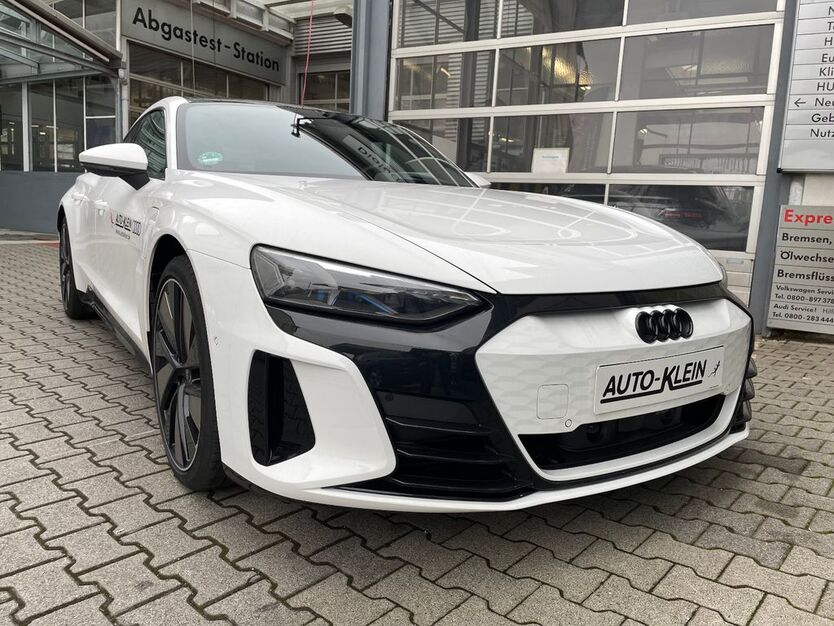 Audi RS e-tron GT 42.865 km 69.850 € Frankfurt am Main 65936
