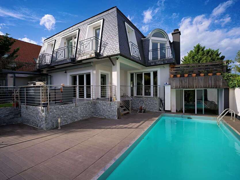 Haus zum Mieten in Maintal 3.700 € 230 m²