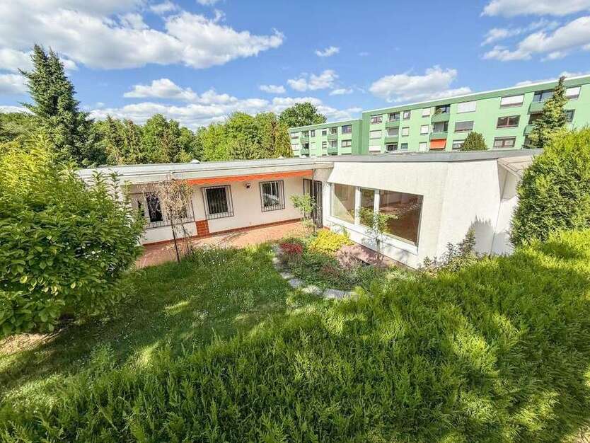 Haus zum Kaufen in Schwalbach 680.000 € 142.8 m²