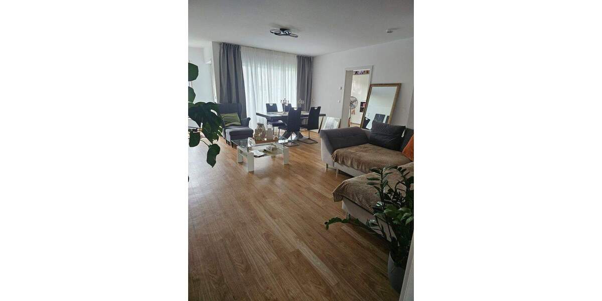 Provisionsfrei! Ruhige 3,5 Zimmer-ETW mit Balkon, Einbauküche, 2 Bädern, TG in gedämmter 8-MFH 3 zimmer