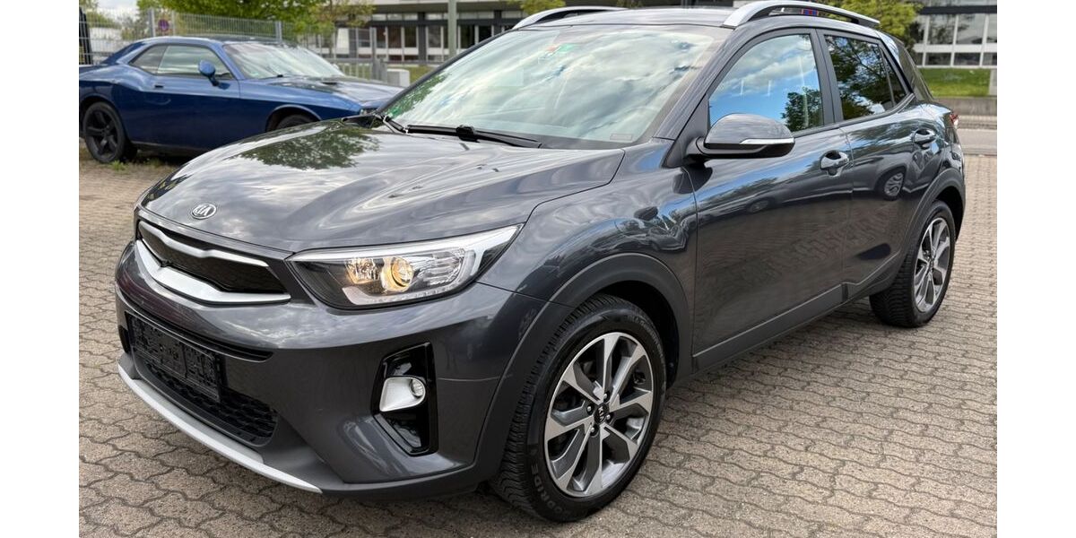 Kia Stonic 145.698 km 8.199 &euro; Hanau 63452
