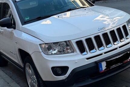 Jeep Compass 213.000 km 4.750 &euro; Frankfurt 60599
