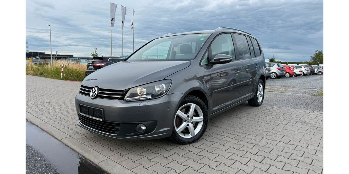 VW Touran 140.000 km 10.999 &euro; Dietzenbach 63128