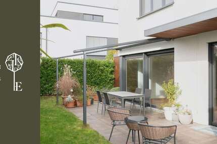 Haus zum Mieten in Steinbach (Taunus) 3.100 € 193.8 m² 6 zimmer