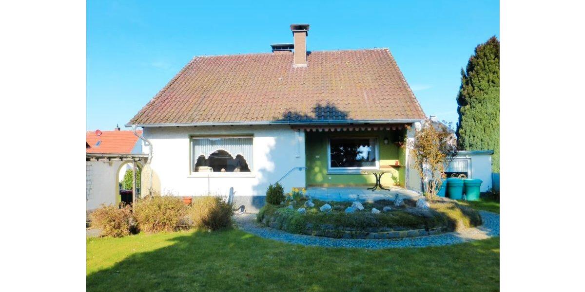 Einfamilienhaus Hasselroth - 7 Zimmer, 140 m&sup2;, 429.000&euro; | Angebot:27041058