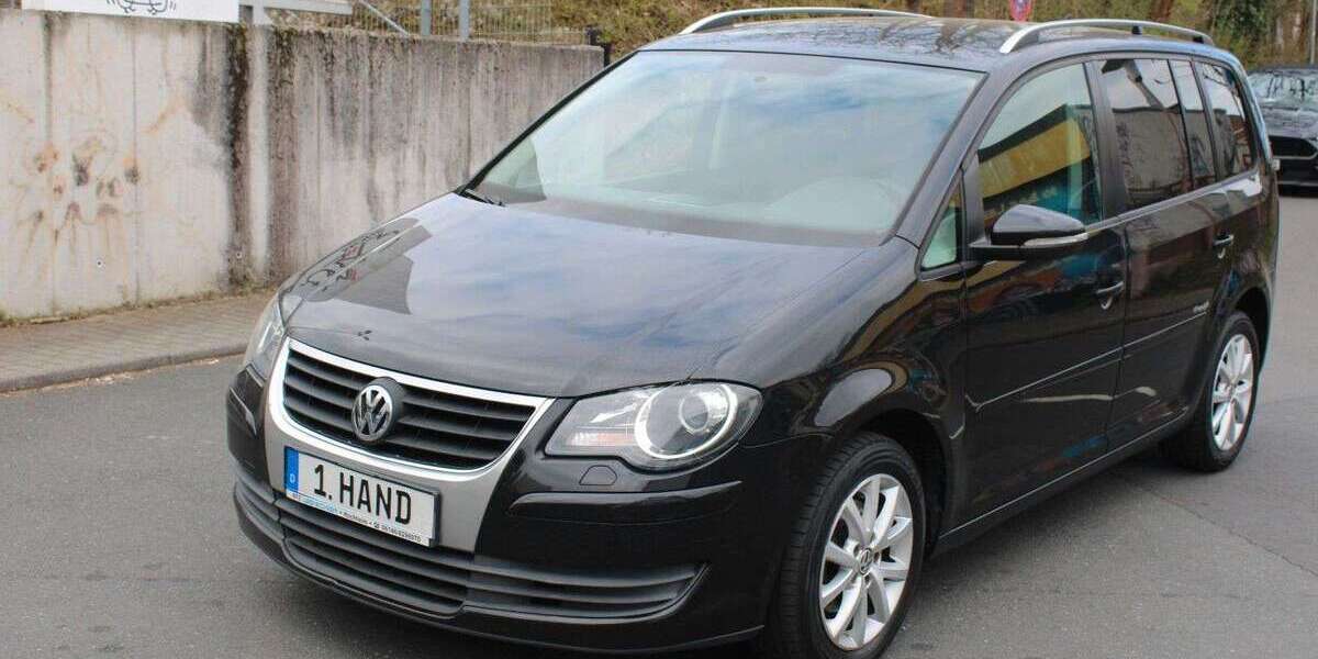 VW Touran 295.000 km 3.990 &euro; Hofheim 65719