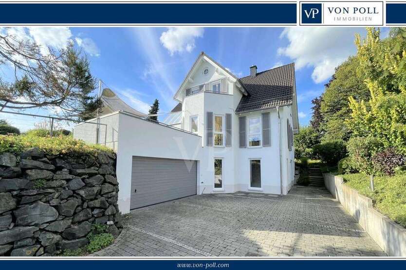 Haus zum Mieten in Usingen 2.950 € 153 m²