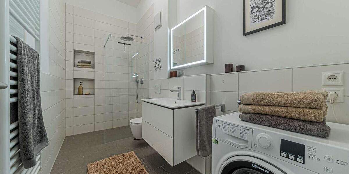 Etagenwohnung Frankfurt am Main Bahnhofsviertel - 2 Zimmer, 70 m&sup2;, 1.690&euro; | Angebot:25661874