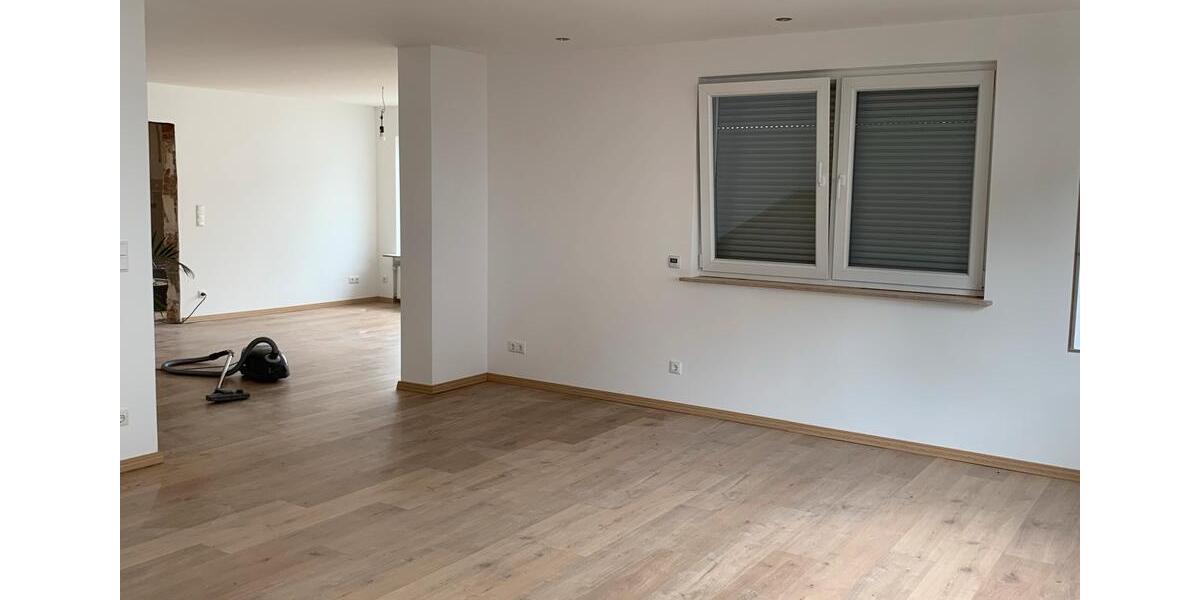 Schönes lichtdurchflutetes Einfamilienhaus zu vermieten 7 zimmer