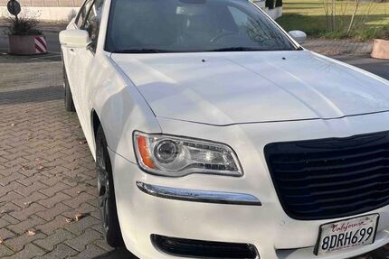 Chrysler 300C 172.000 km 8.500 &euro; Rödermark 63322