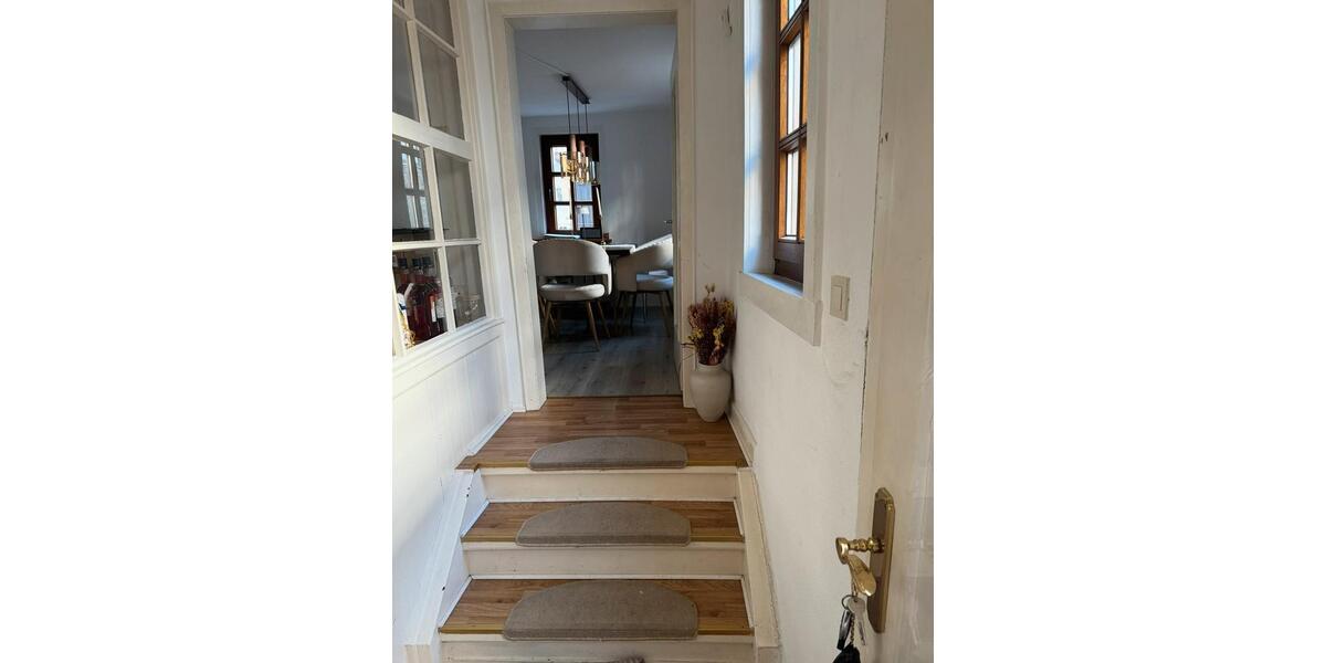 Einfamilienhaus Rosbach vor der Höhe - 3 Zimmer, 93 m&sup2;, 1.350&euro; | Angebot:26153607