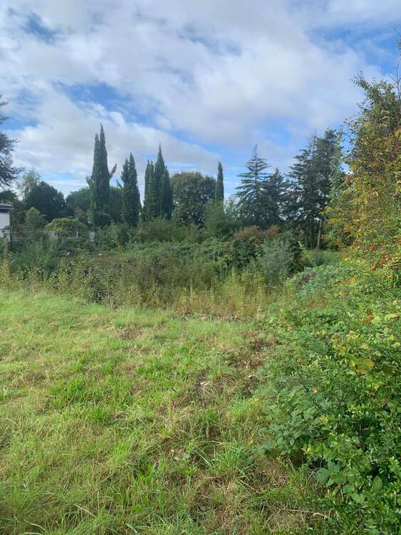 Grundstück zu verkaufen in Schwalbach 1.950.000 € 2004 m²