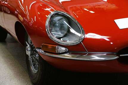 Jaguar E-Type 16.000 km 109.900 &euro; Alzenau 63755