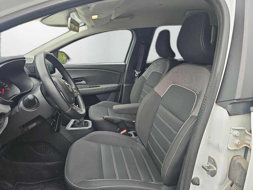 Dacia Jogger Comfort Autogas+Insp TÜV NEU+11700.-Netto 59.414 km 13.923 € Schwalbach/Taunus 65824