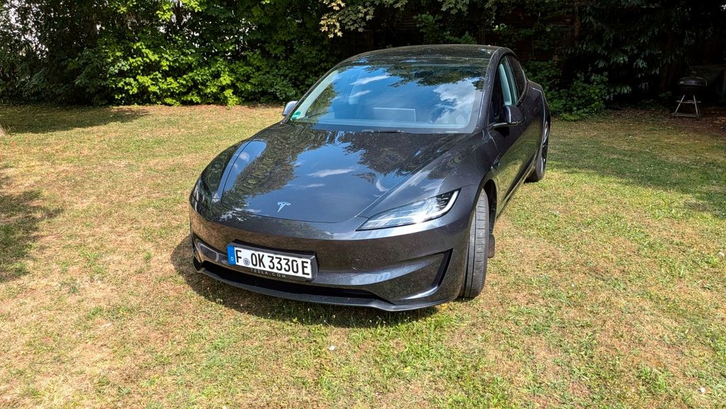Tesla Model 3 17.744 km 47.850 &euro; Frankfurt am Main 60322