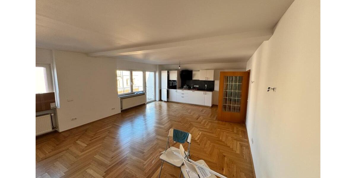 Exklusive, lichtdurchflutete 5,5 Zimmer-Wohnung - Saniert 5.5 zimmer